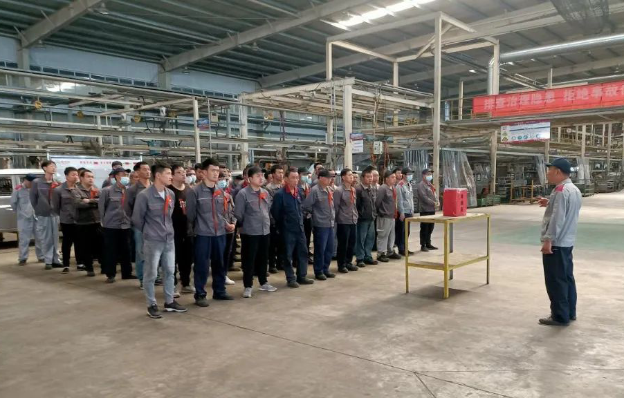 病魔無情、公司有愛——北京汽車制造廠黃驊基地為患病職工愛心捐款